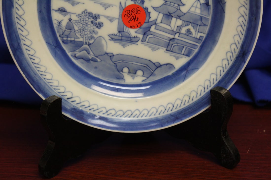 A Chinese Blue and White Canton Plate - 4
