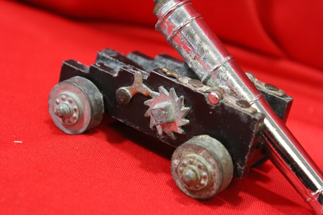An Italian Metal Cannon - 2