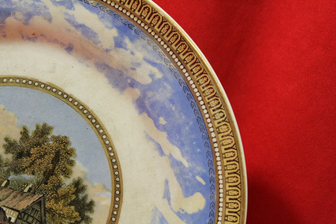 A Scenic Vintage Plate - 4