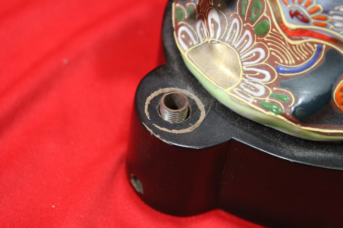 A Japanese Kutani Figurine - 6