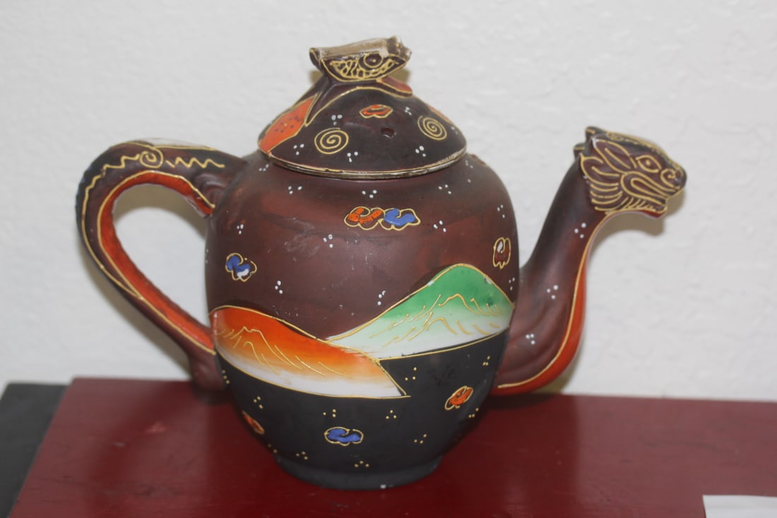 Japanese Geisha Girl and Dragon Teapot - 2
