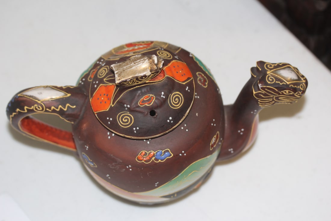 Japanese Geisha Girl and Dragon Teapot - 3