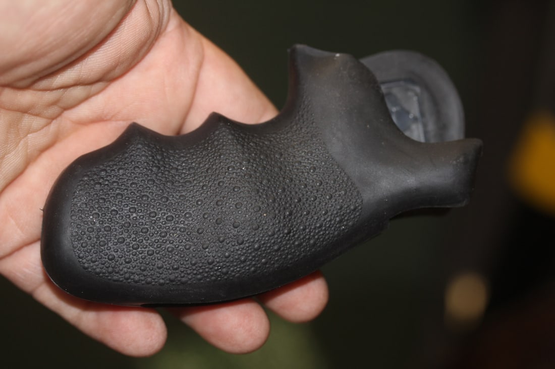 Rubber Pistol Grip - 2