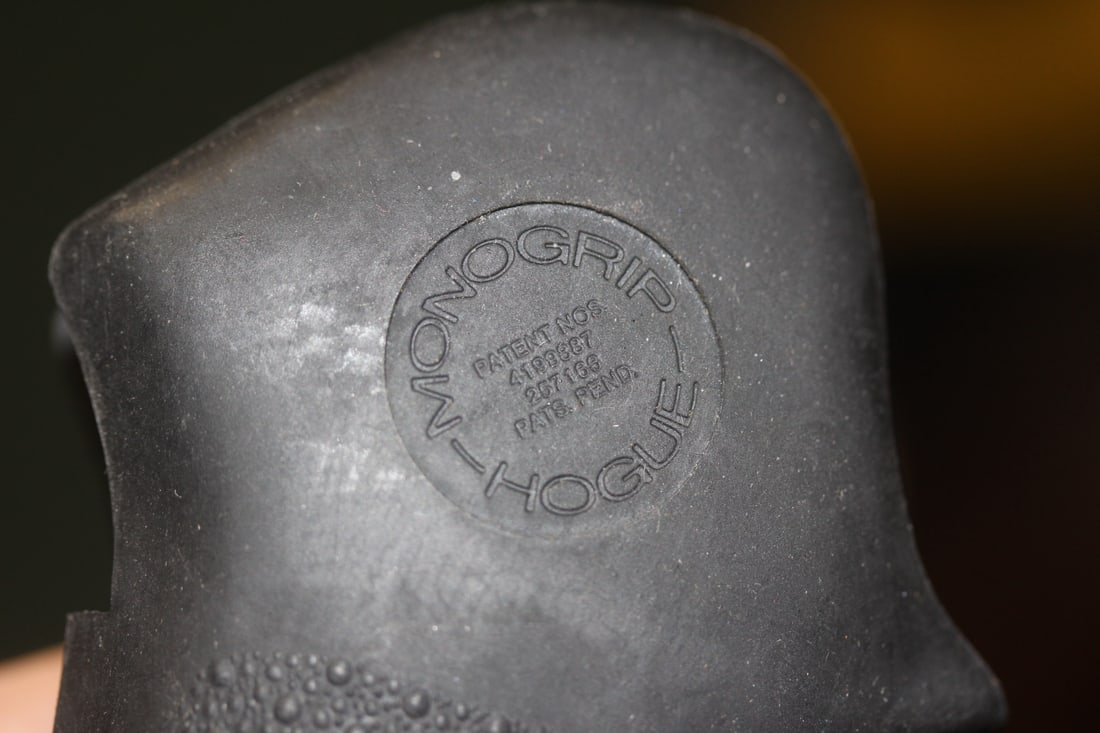 Rubber Pistol Grip - 6