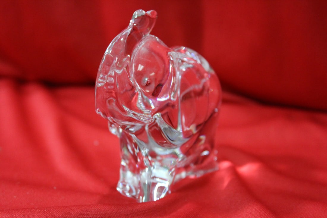 A Clenox Crystal Elephant - 2