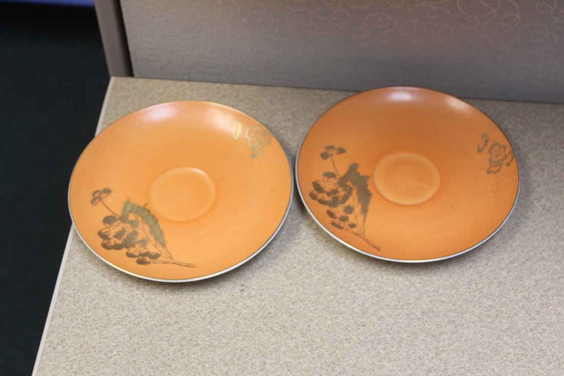 Dorothy Thorpe Saucer Only: lot of 2 - Mid century modern - 6 inches in diameter