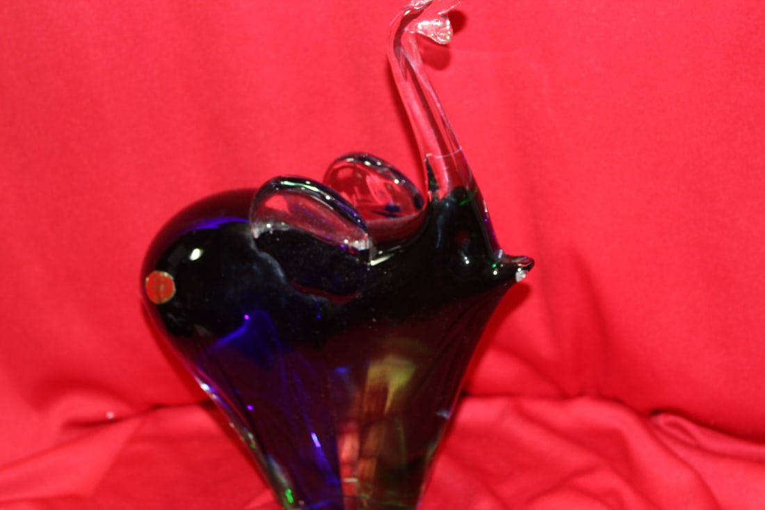 A Murano Glass Elephant - 3