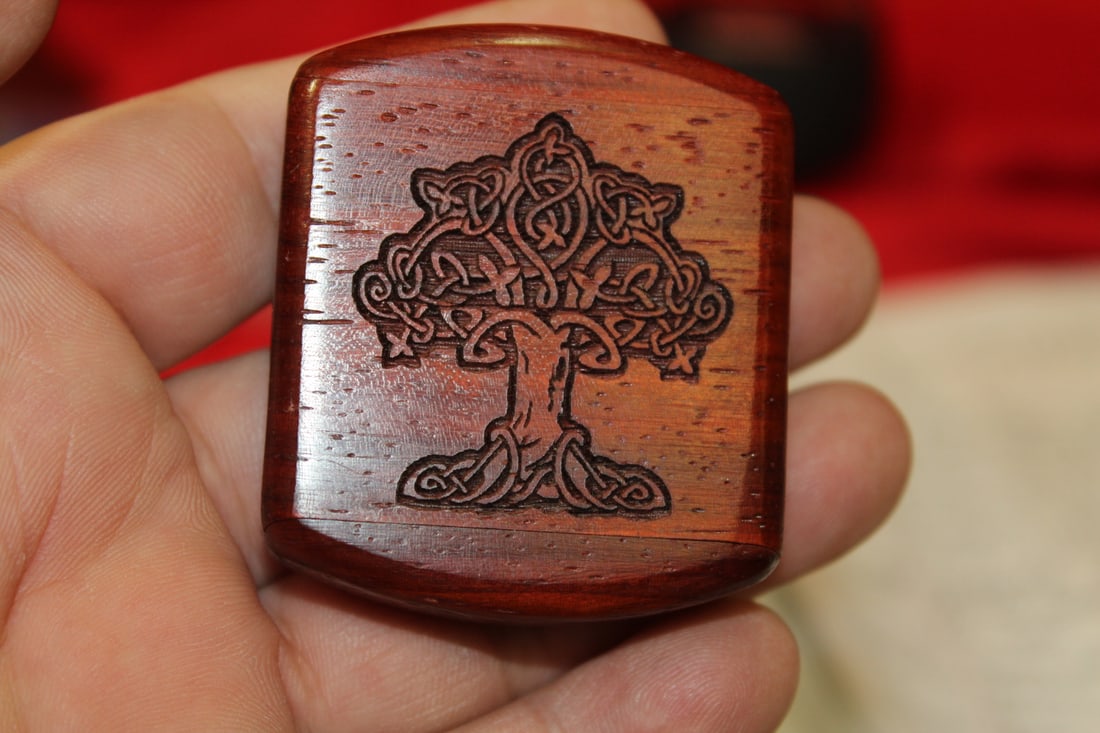 An Inlaid Wooden Slide Trinket Box - 2