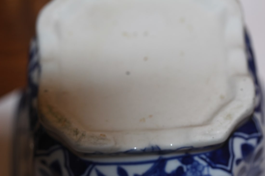 Chinese Blue and White Planter - 5