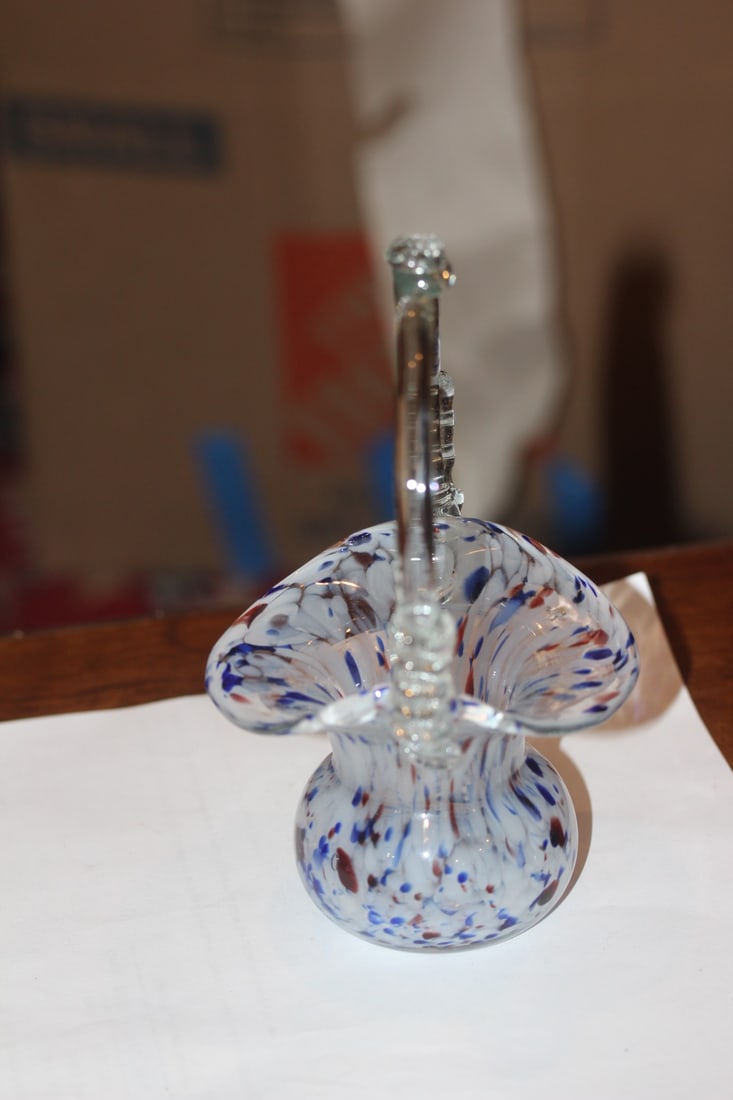 Art Glass Basket - 4