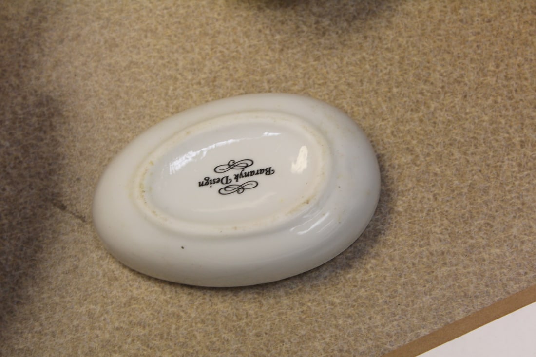 Baranyk Egg Form Ceramic Trinket Box - 3