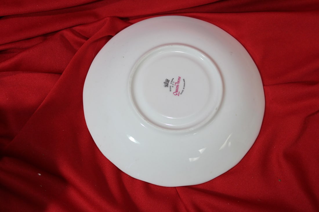 A Queen Ann Cup and Saucer - 6