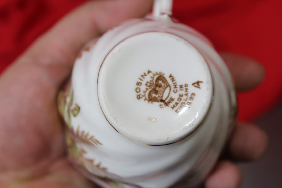 An English Rosnia Bone China Cup and Saucer - 5