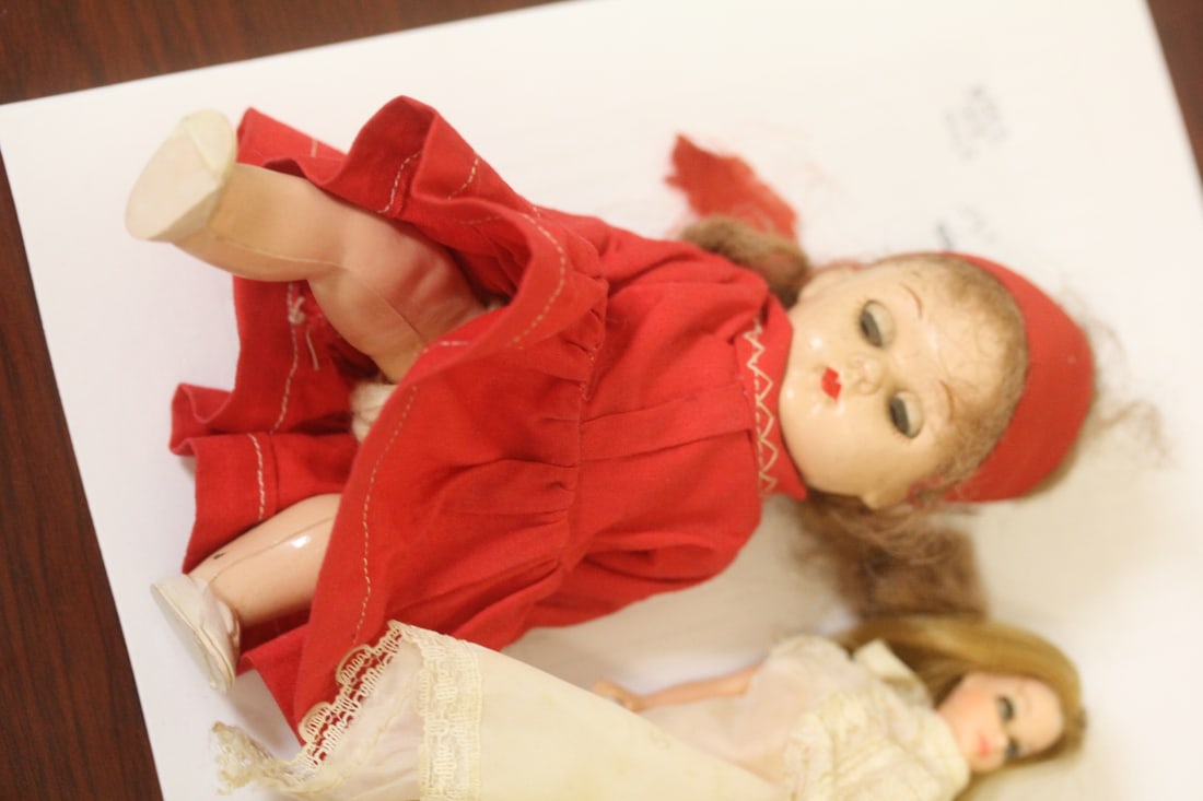 Lot of 4 Vintage Dolls - 2