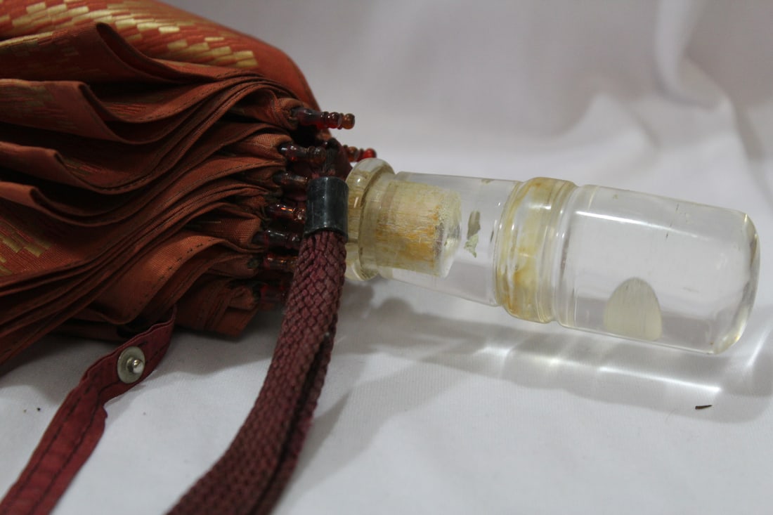 A Lucite Handle Umbrella - 2