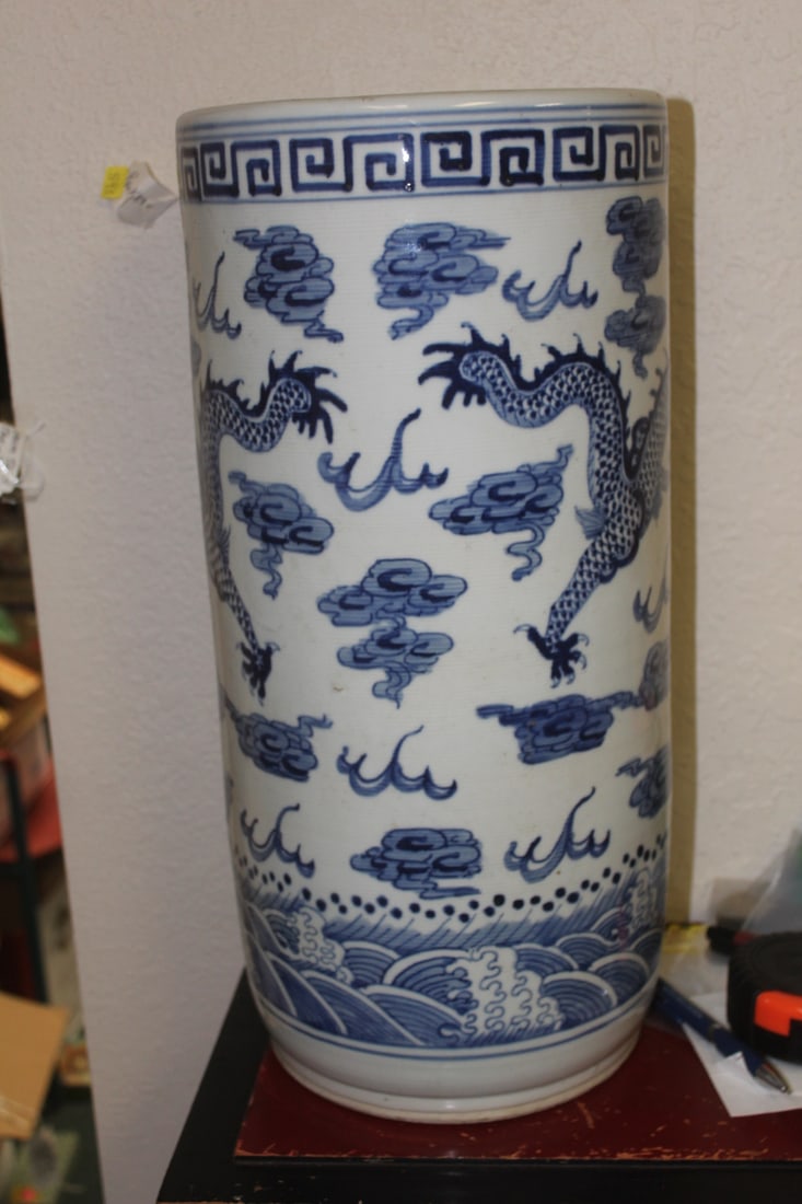 Chinese Twin Dragon Motif Umbrella Stand - 4