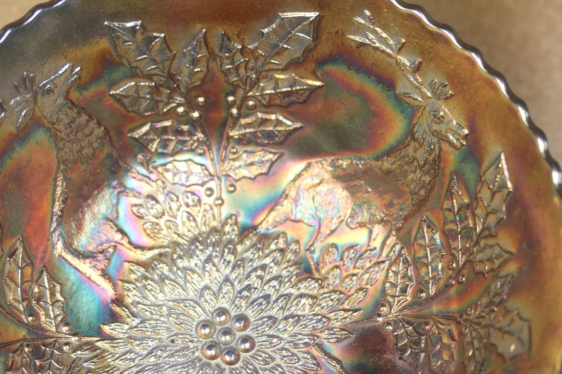 Carnival glass bowl - 5