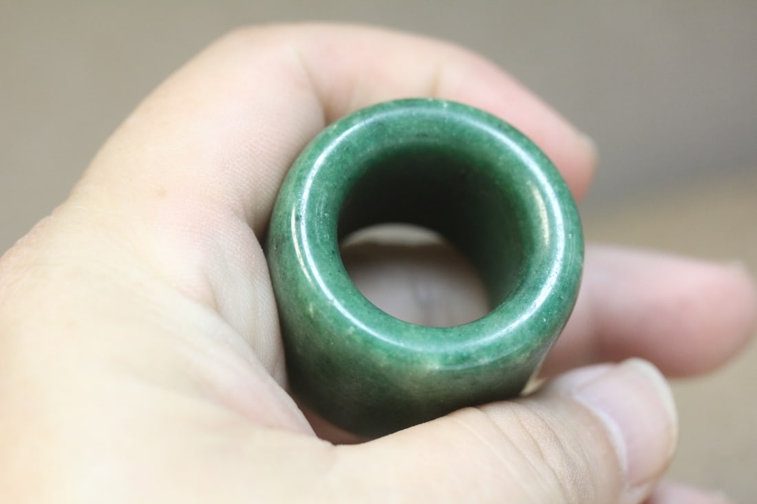 Jade or Stone Archer's Ring - 4