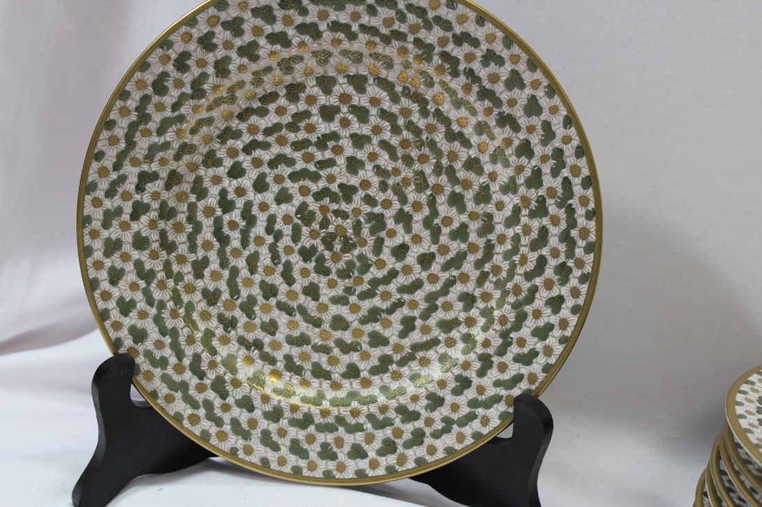 Set of 10 Kutani Salad Plates - 2