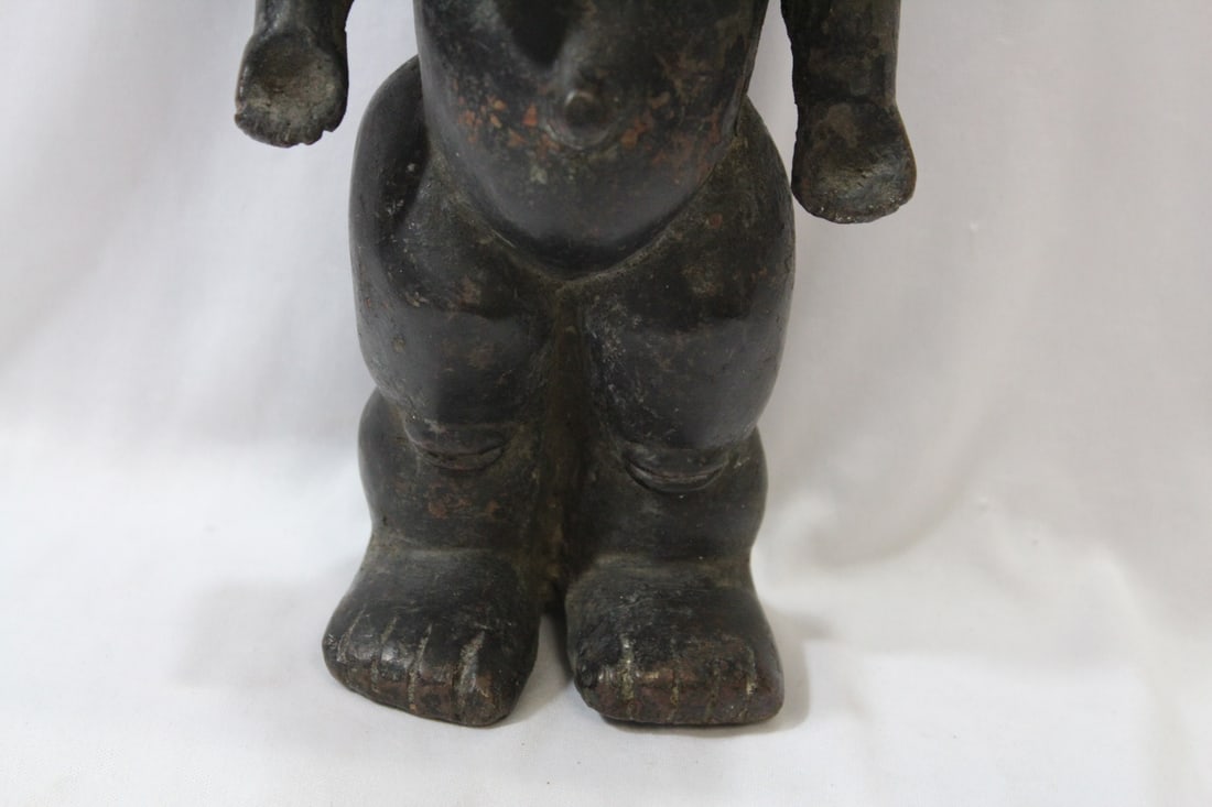 An Antique Cast Iron African Statue - 4