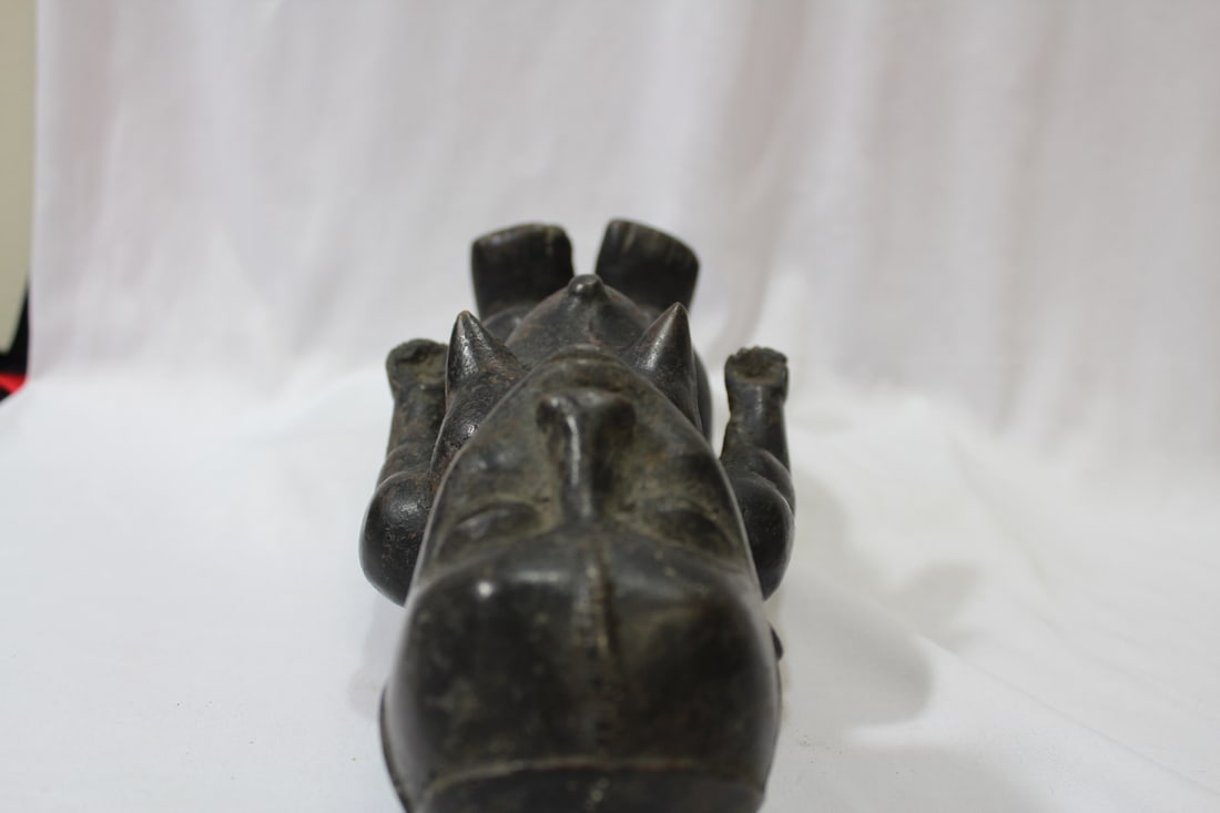 An Antique Cast Iron African Statue - 9