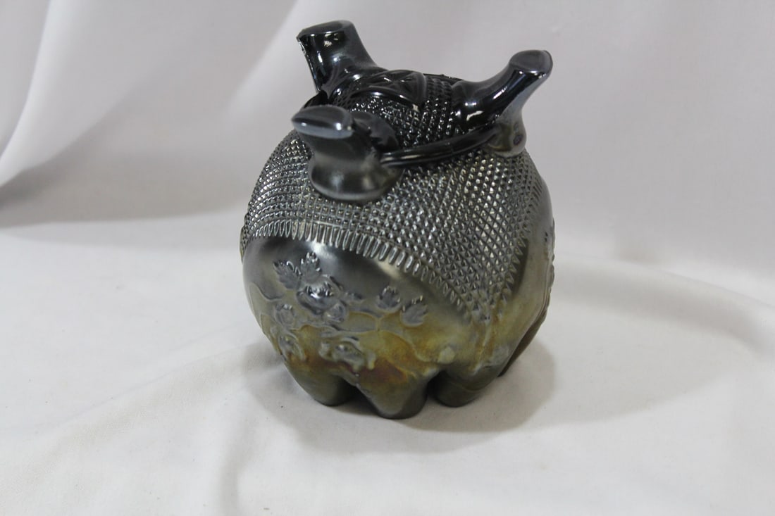 A Carnival Glass Peach Plum Bowl - 7