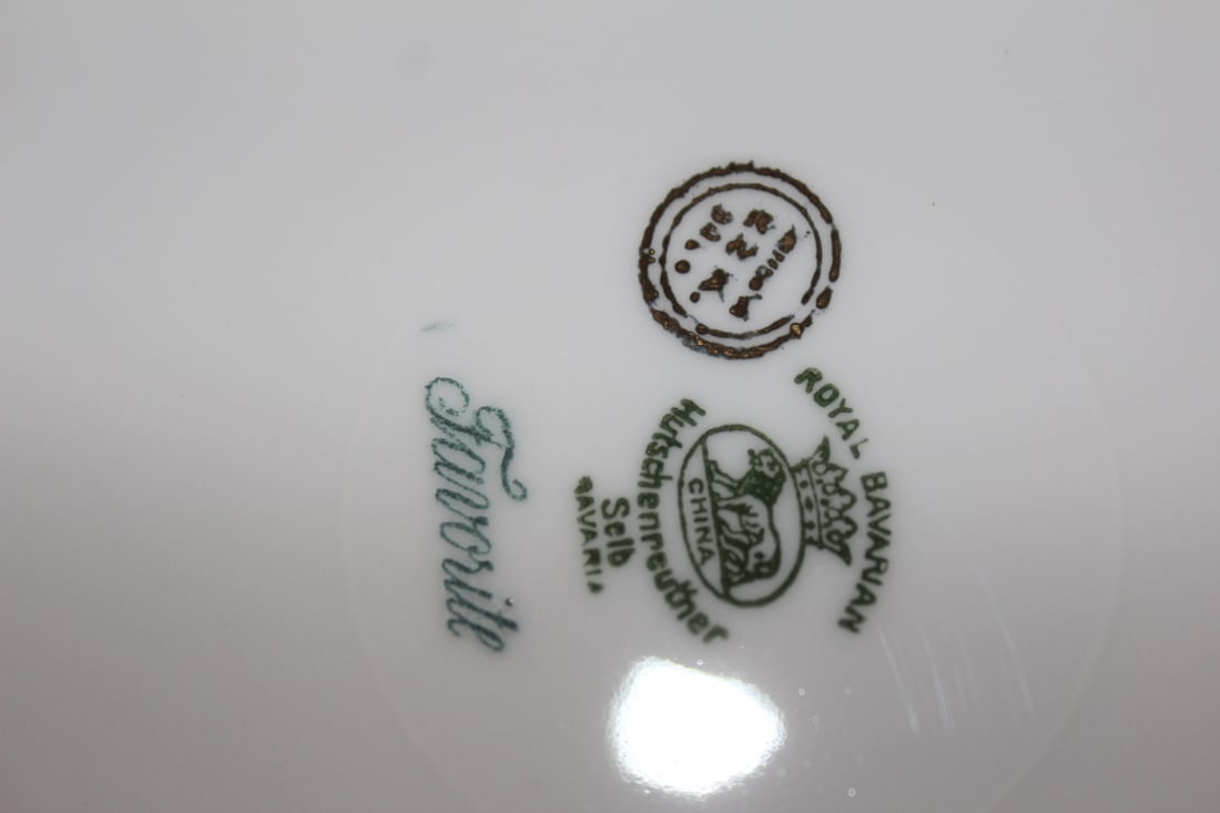 Set of 6 22kt Gold Gilted Dinner Plates - 4