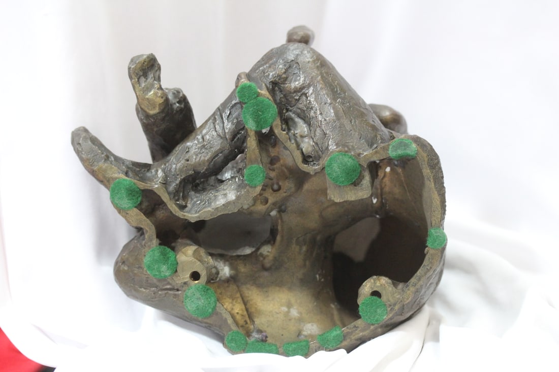 A Heavy Signed Bronze Statue of a Mother and Child - 8