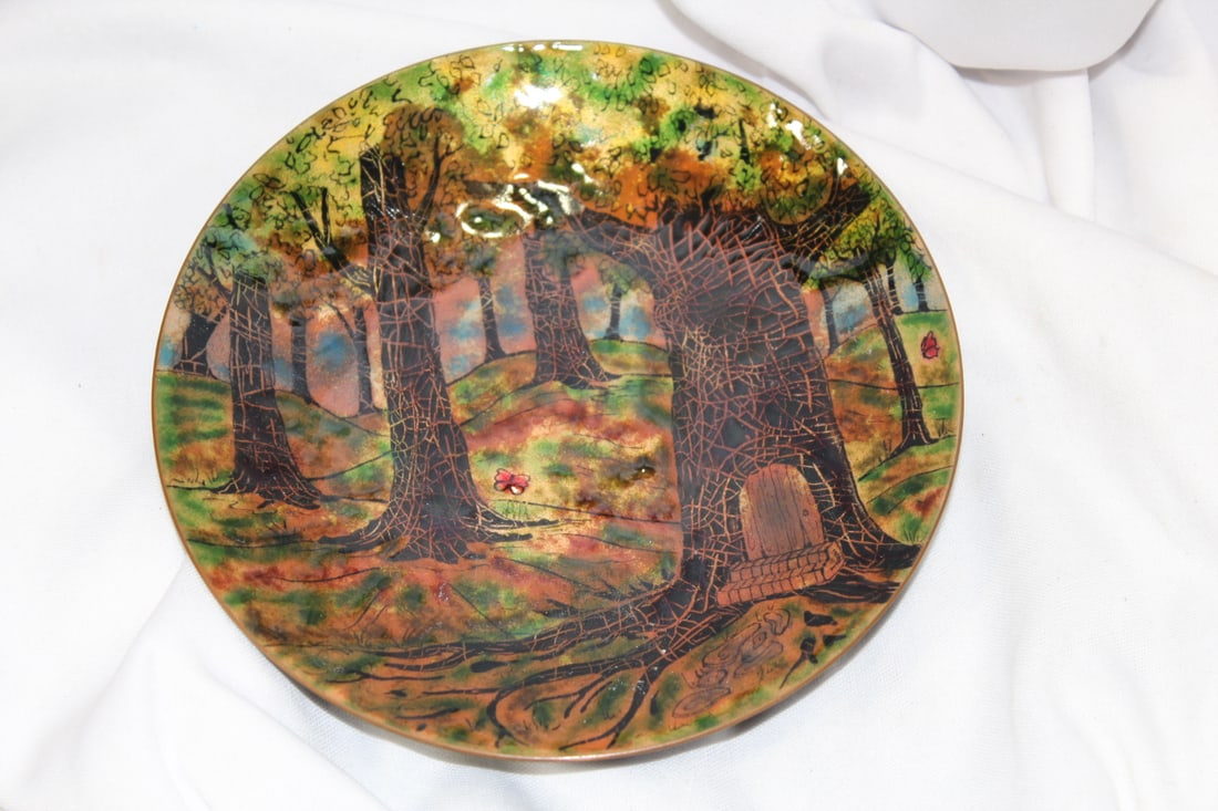 A Signed Tom Ellis Enamel Plate: 5 7/8" across