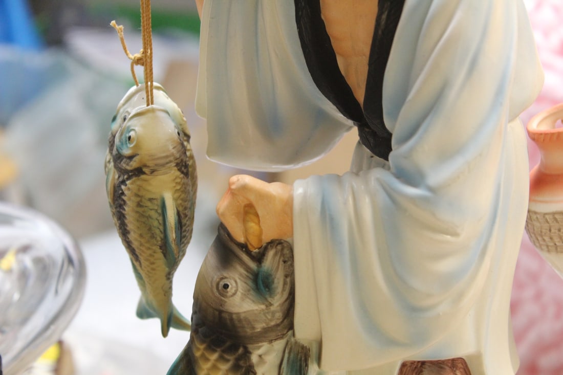 Decorative Ceramic Oriental Figurine - 6