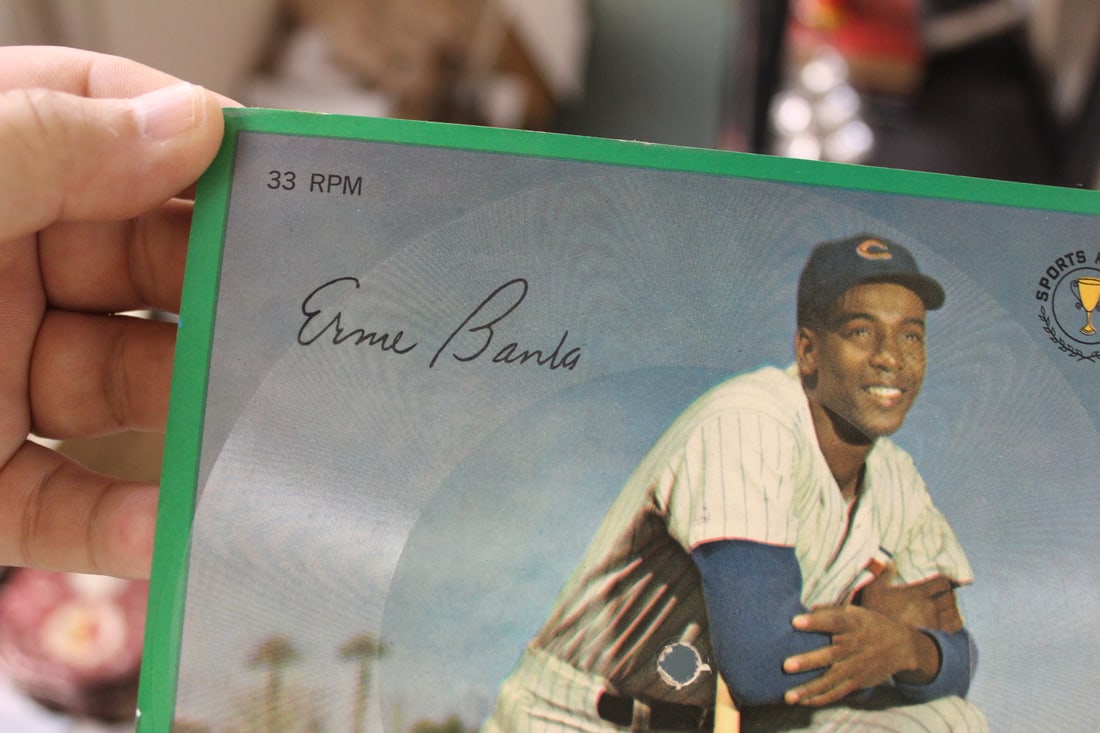 Ernie Banks 33 rpm Paper Album - 2