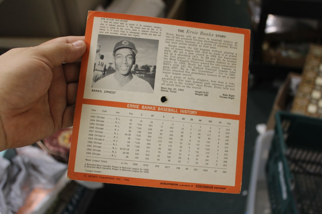 Ernie Banks 33 rpm Paper Album - 4