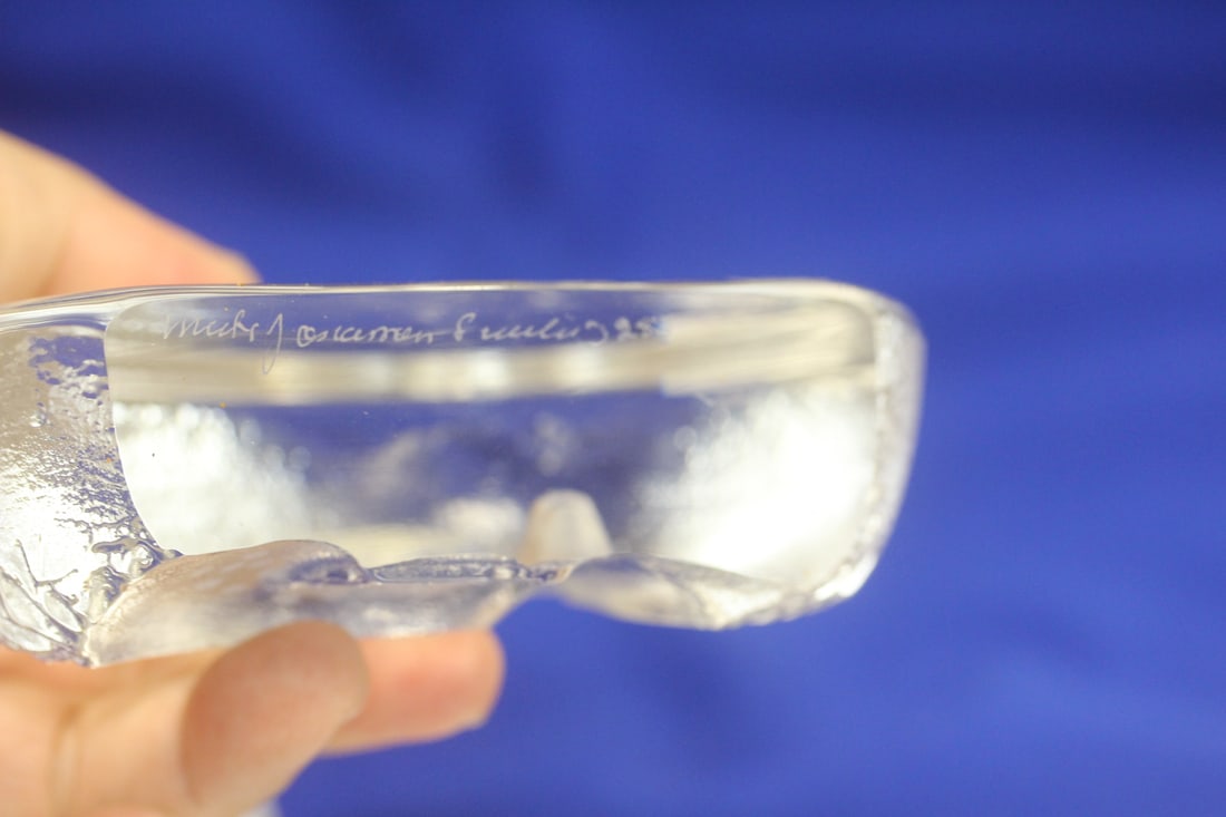 Mats Johansson Crystal Paperweight - 4