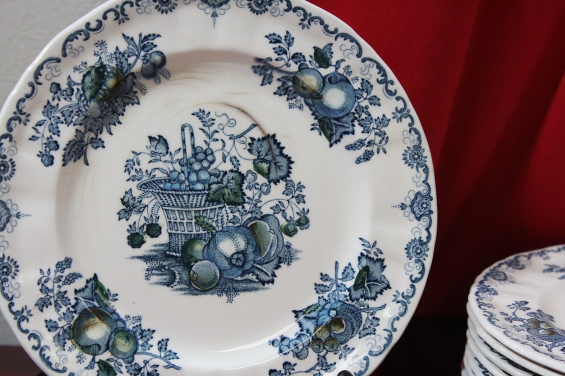 Set of 8 Mason's Salad Plates - 2