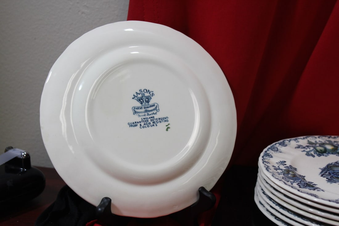 Set of 8 Mason's Salad Plates - 5