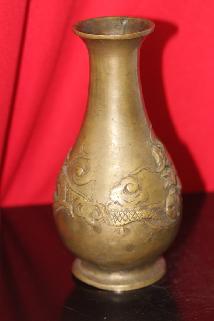A Chinese Bronze Vase - 4