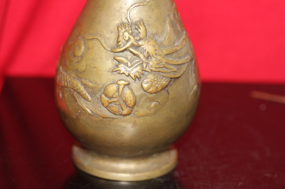 A Chinese Bronze Vase - 5