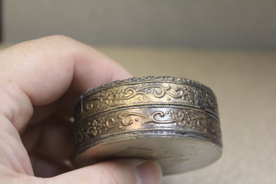 Chinese Sterling and Porcelain Trinket Box - 2