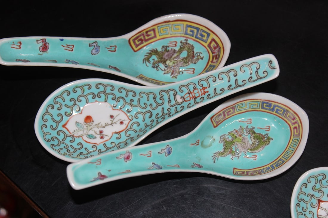 Lot of 5 Chinese Porcelain Spoons - 2