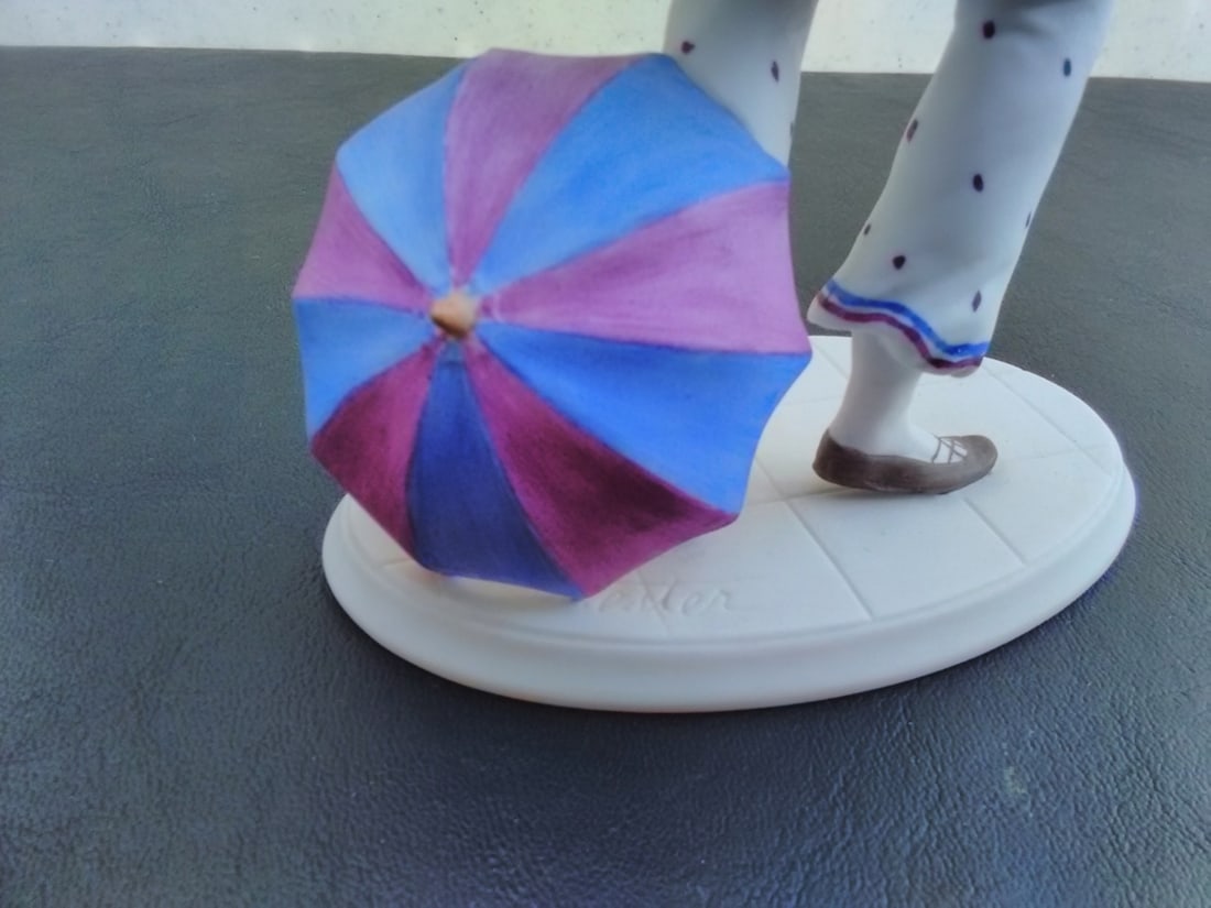 A Kaiser Polychrome Bisque Harlequin Figurine - 7