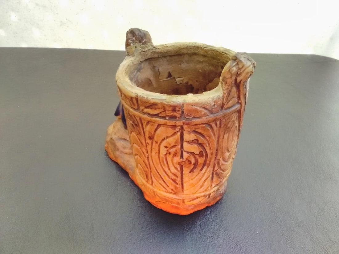 A Vintage Pottery Plant Pot (?) - 4