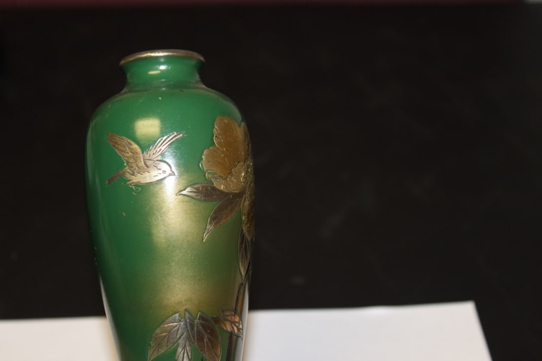 A Chinese/Japanese Vase - 3