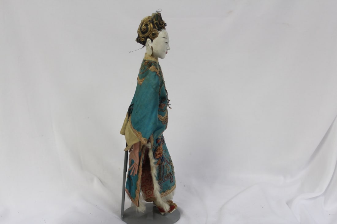 An Old Chinese Doll - 4