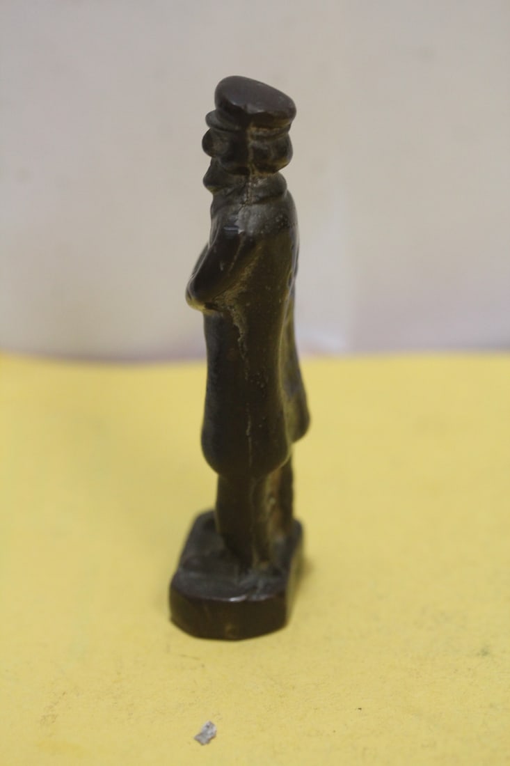 A Vintage/Antique Small Bronze Man Figure - 2