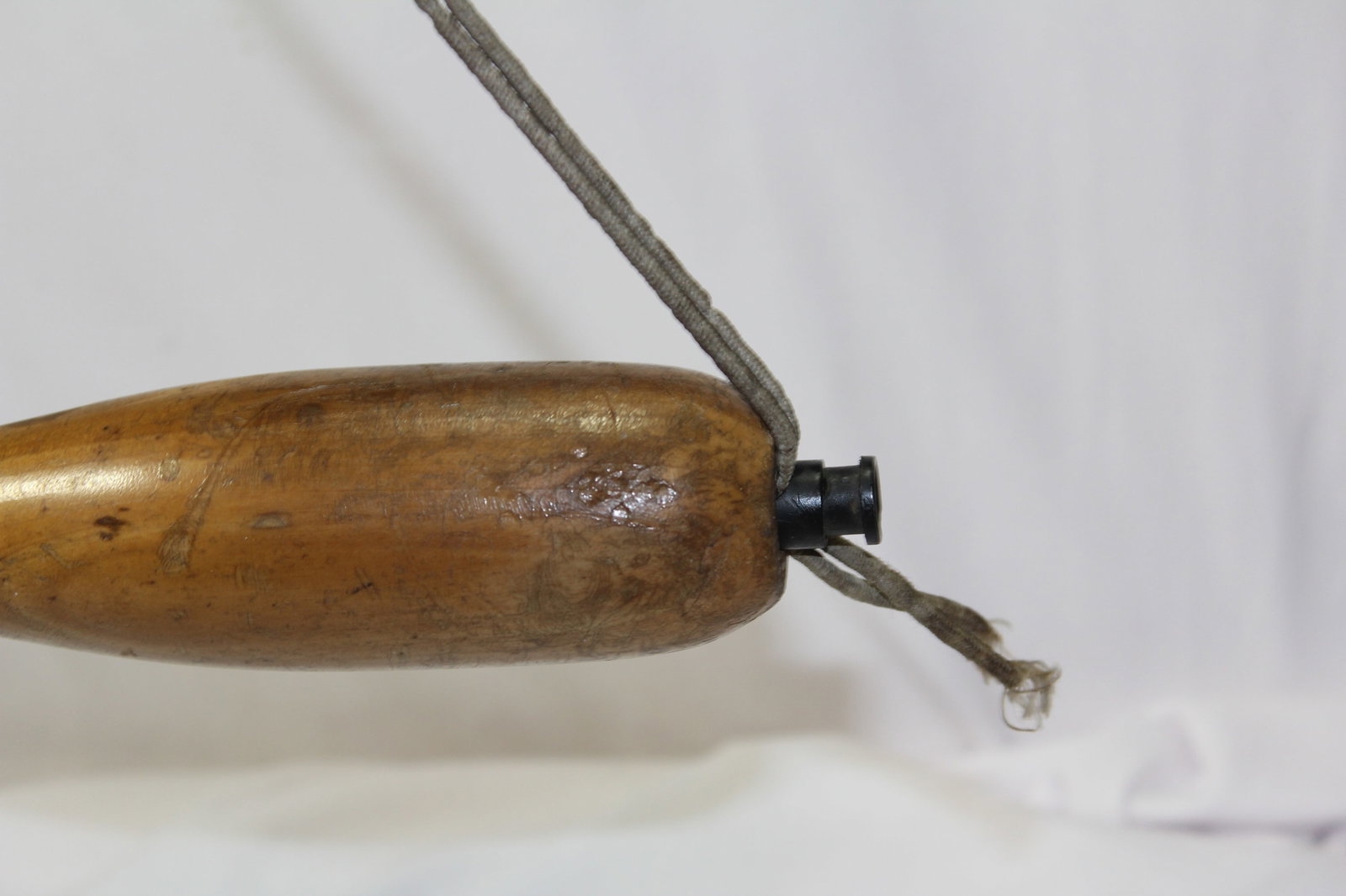 A Wooden Bat Form Powder? Holder - 3