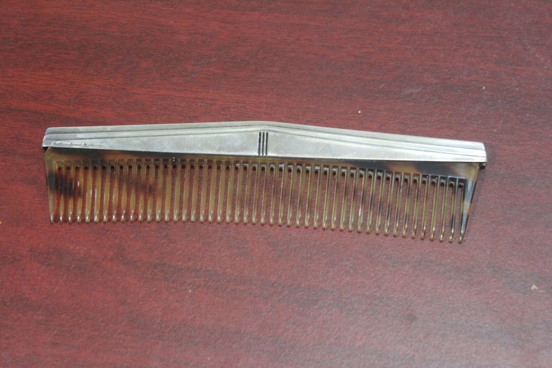 International Sterling and Tiger Skin Lucite Comb - 3