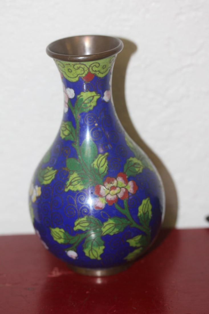 Antique Chinese Cloisonne Vase - 2