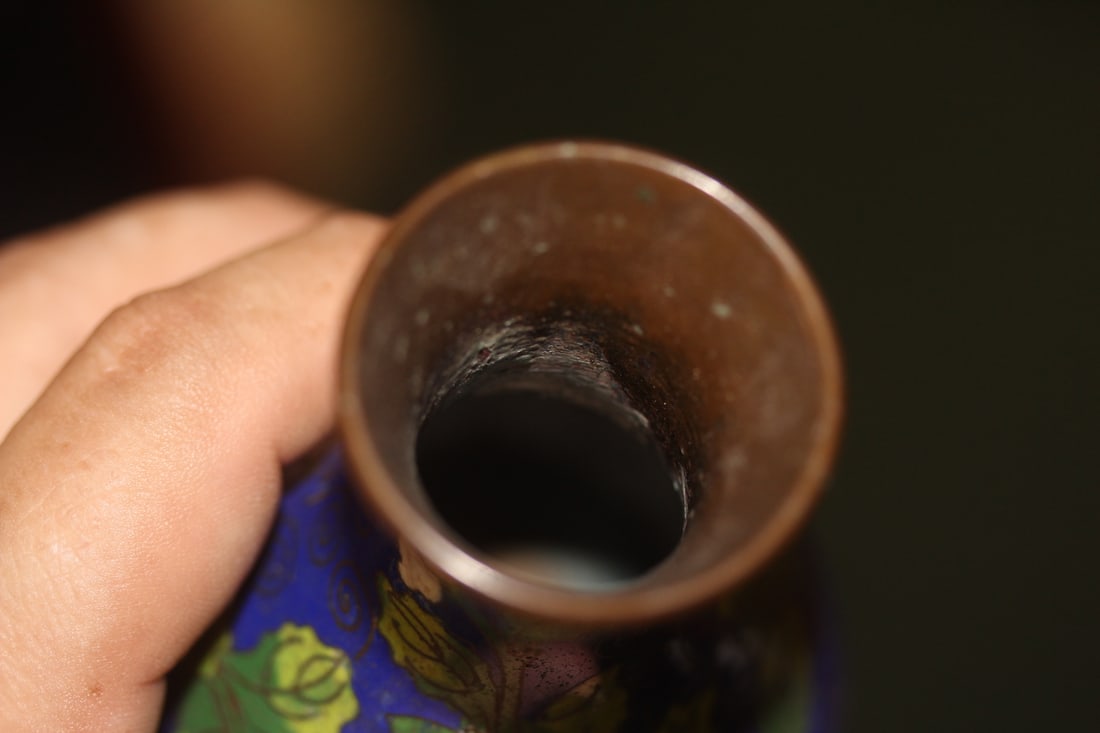 Antique Chinese Cloisonne Vase - 7