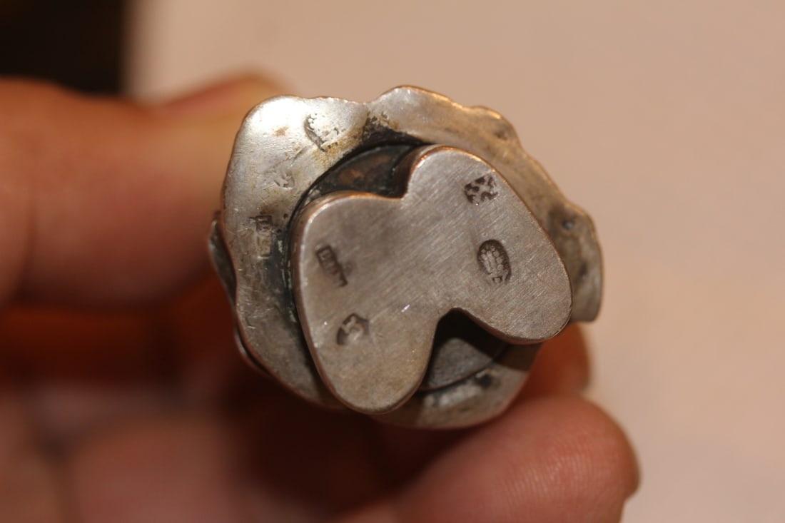 Single Sterling Silver Figeral Shaker - 2