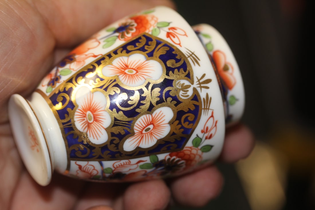 Small Royal Crown Derby Vase - 7